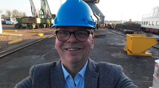 Ondersteunen van de ondernemingsraad van Damen Shiprepair Schiedam (DSR) door Tony de Bree